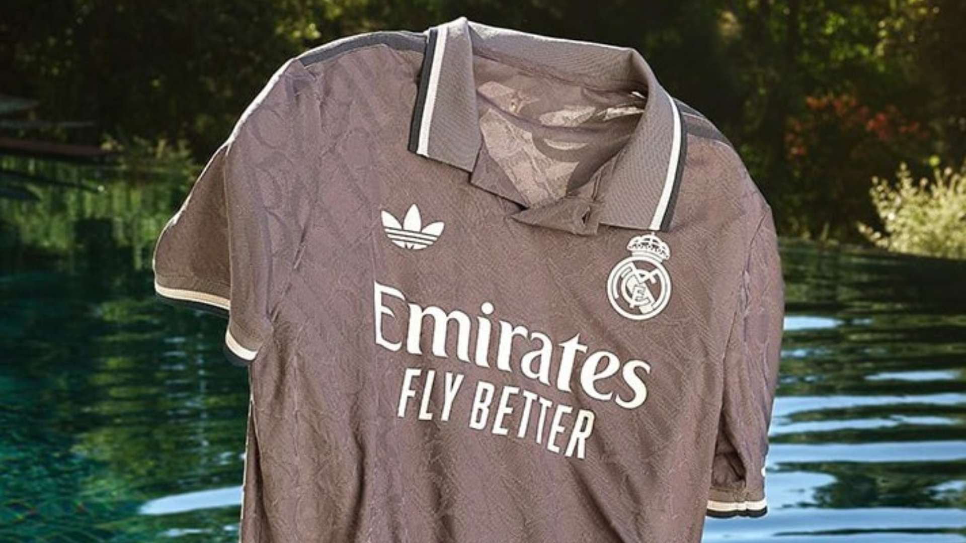 一名防守中 一名防守中